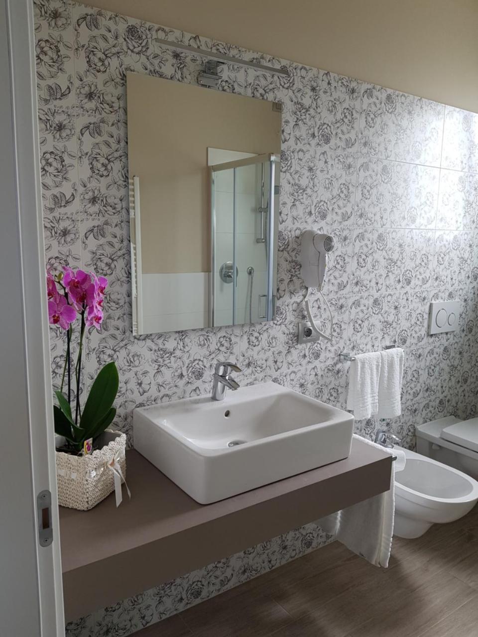 Residenza Angelica Bed & Breakfast Lazise Ngoại thất bức ảnh